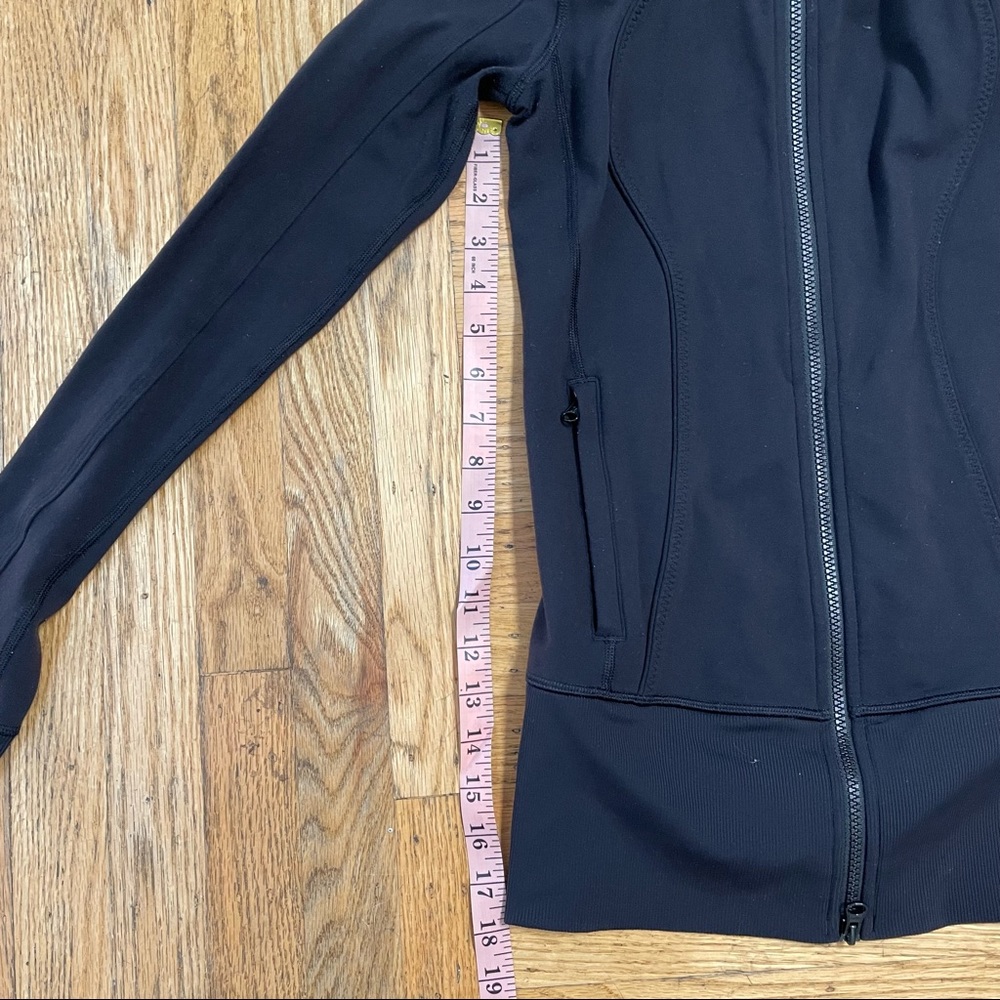 Lululemon Zip Up Jacket - Picture 7 of 8